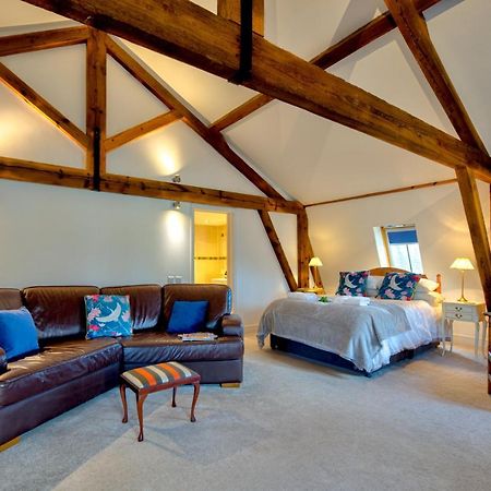 Central Studio Suite - Modern Stay With Free Wifi Stamford Ngoại thất bức ảnh